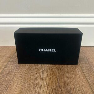 AUTHENTIC Chanel gift box- black